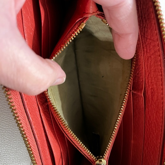 GUC Chloe Long Wallet - Picture 4 of 10